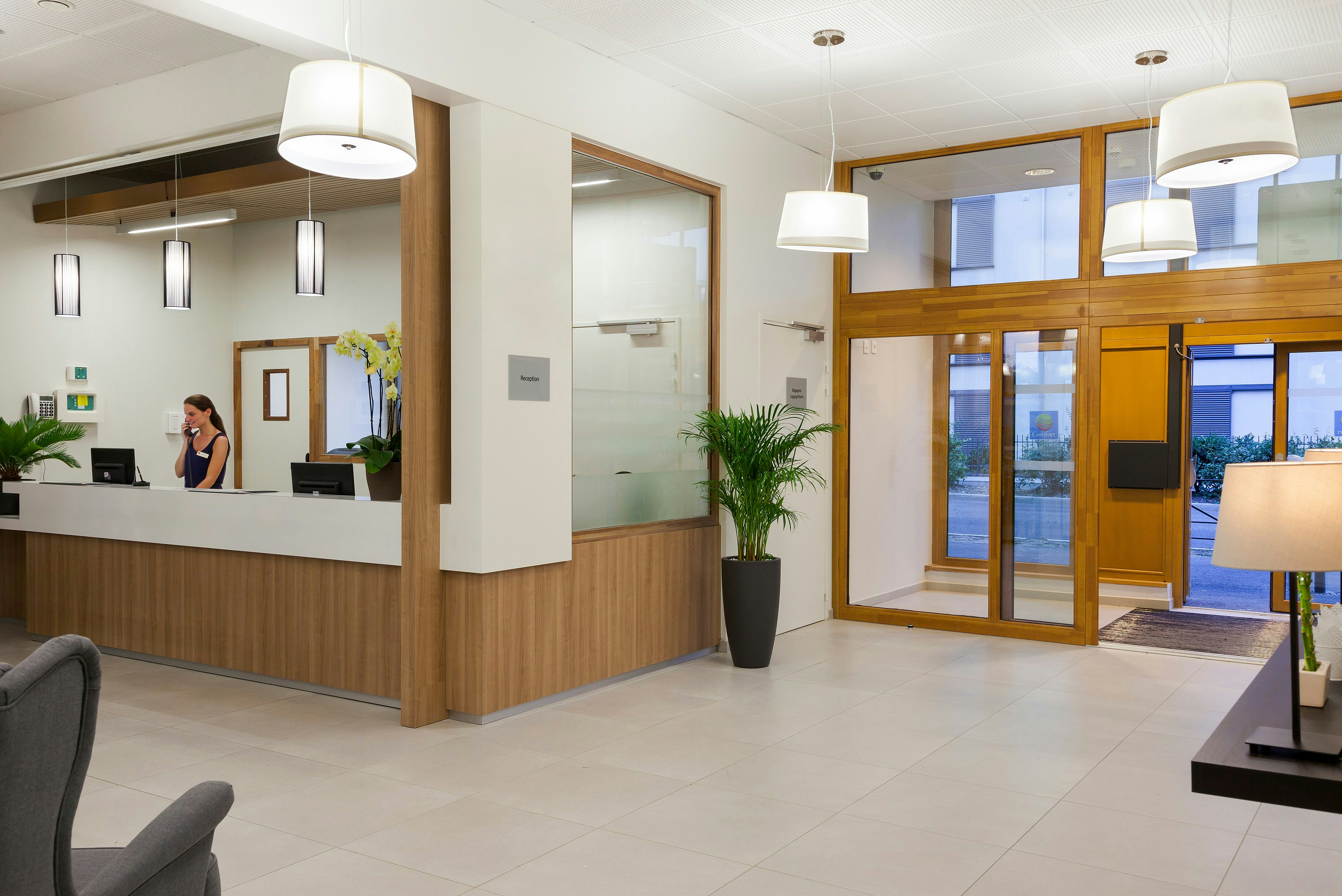 Neho Suites Porte de Geneve Gare Annemasse 6/30