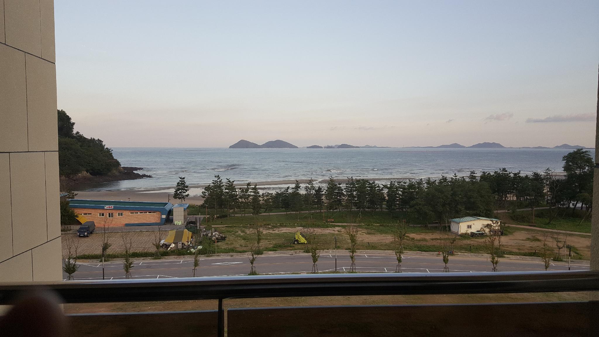 CozyCove Boutique Hotel 30/32