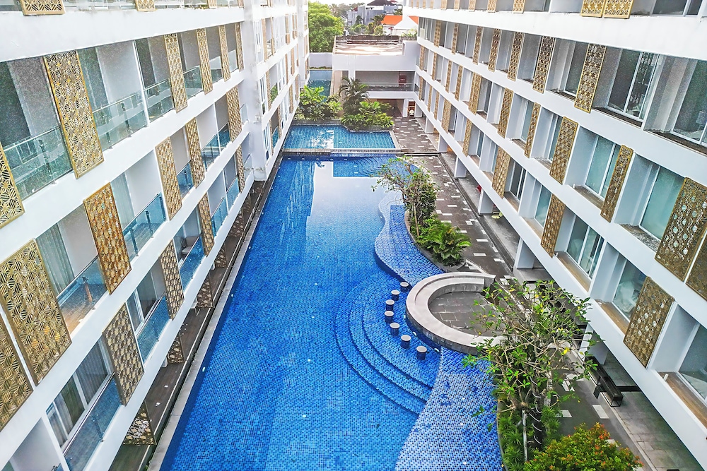 Sunday Hotel Arshika Sunset Road 11/60
