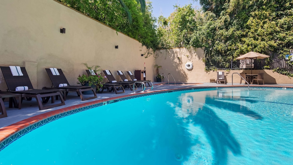 Best Western Hollywood Plaza Inn - Hollywood Walk of Fame Hotel-LA 1/37