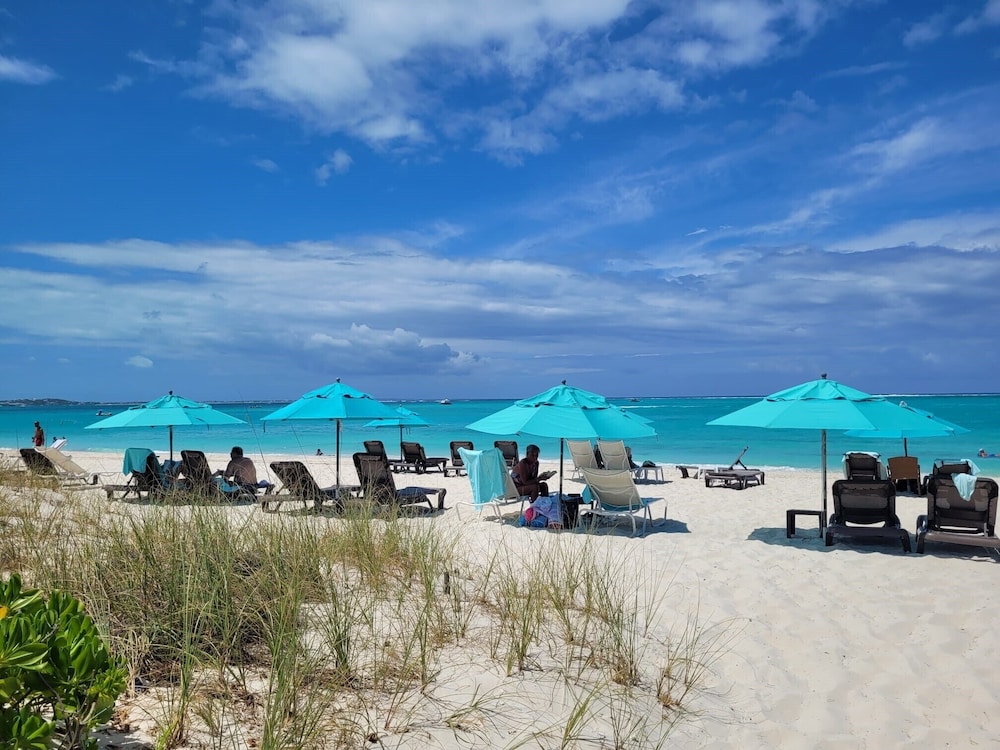 Sibonne Beach Hotel 51/62