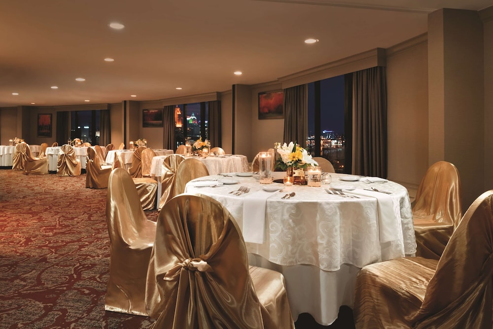 Radisson Hotel Cincinnati Riverfront 41/60