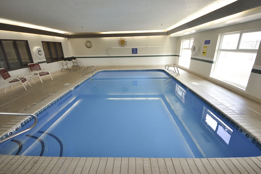 Days Inn & Suites By Wyndham Airport Albuquerque 33/38