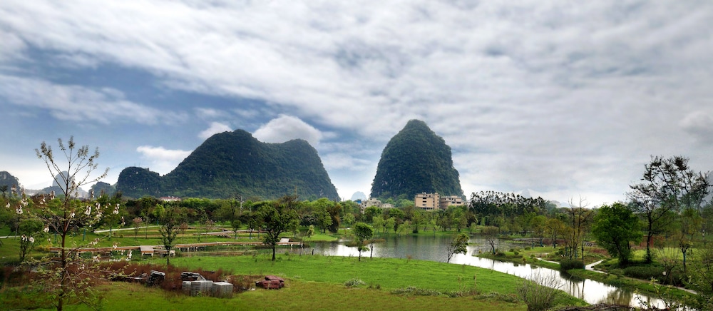 Peach Blossom River Resort 40/50