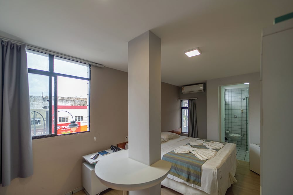 Lagoa Park Hotel 39/40