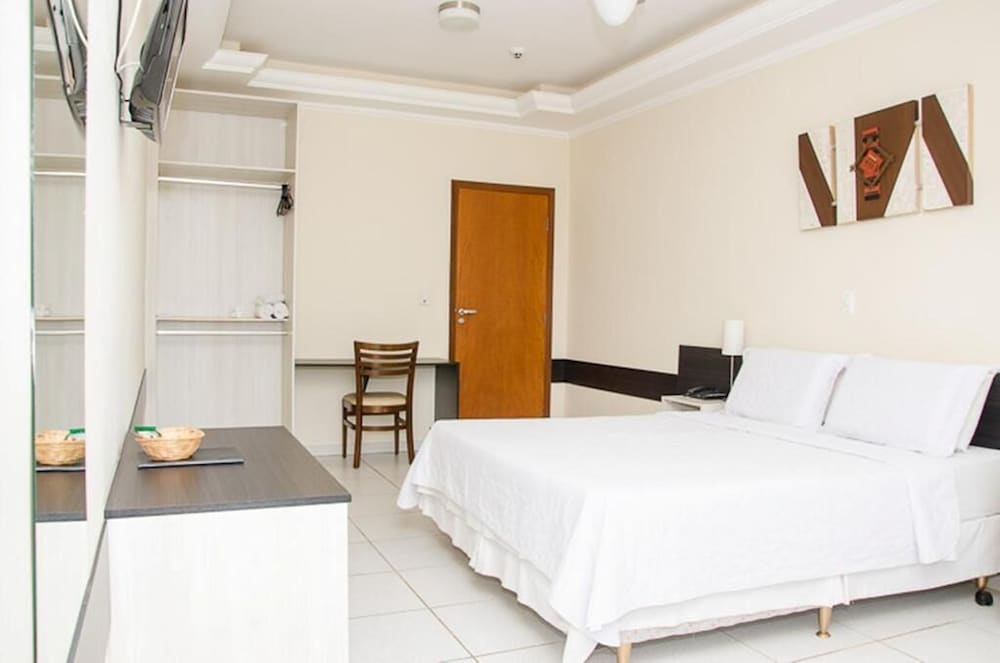 Superior, Queen Bed
