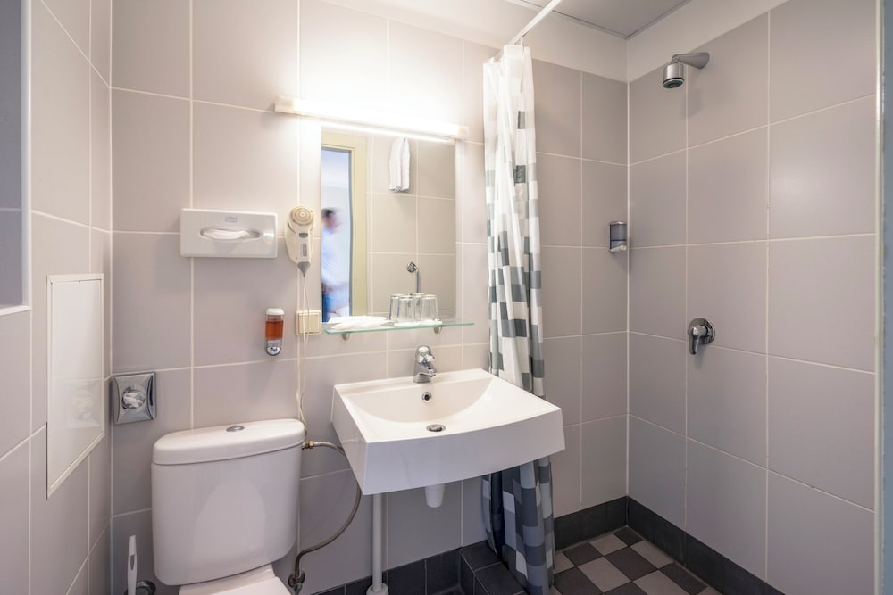 Rija Domus Hotel (Riga) 76/77