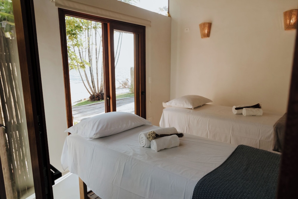 Hotel Mercedes 23/74