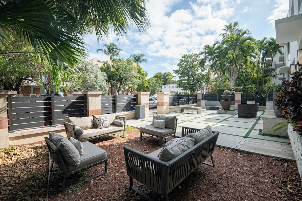 Miami Beach South Beach Top Apartments 32/37