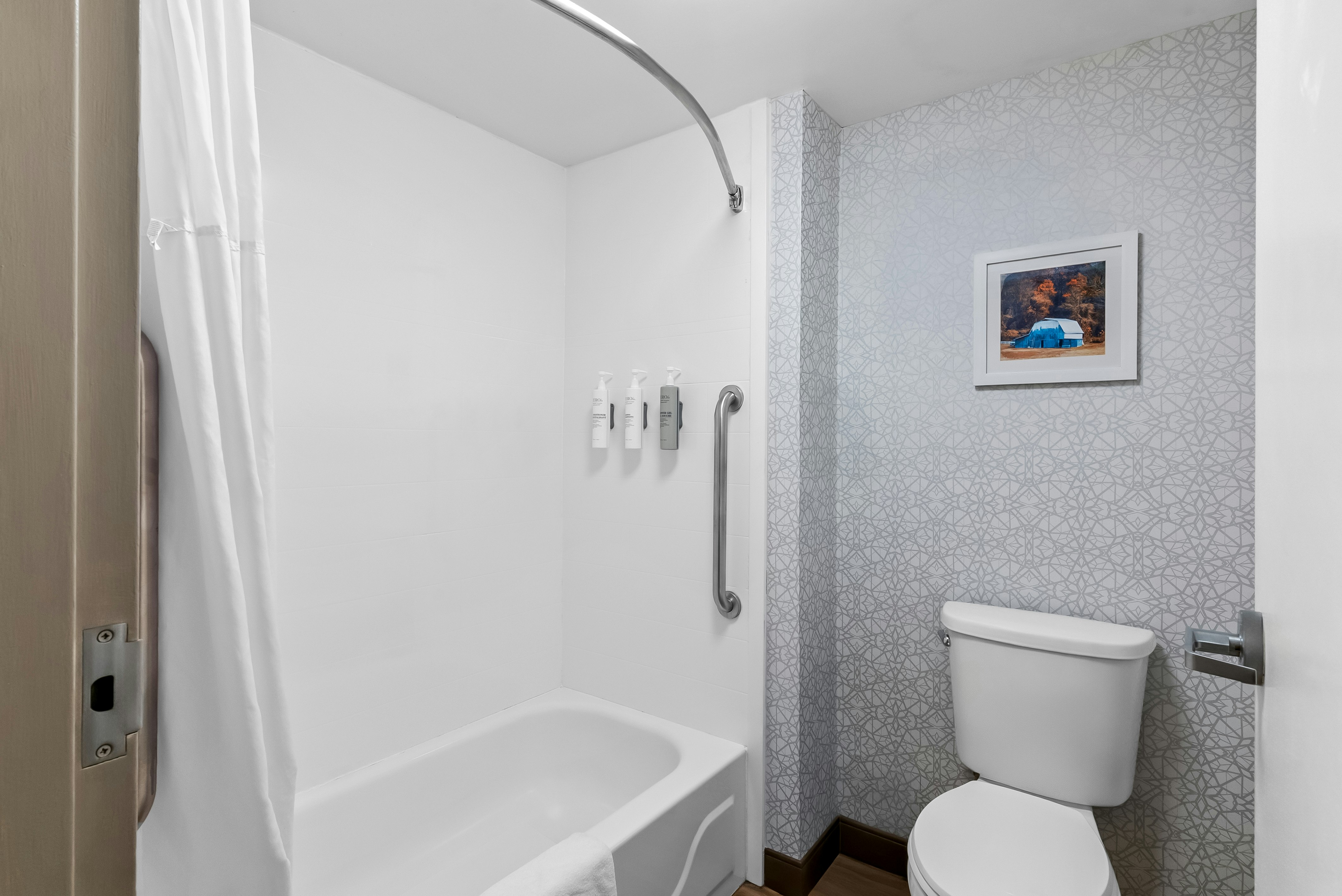 Hampton Inn Suites Scottsburg 79/82