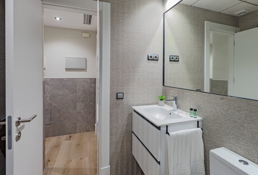 Apartamentos Suites Oficentro 72/72
