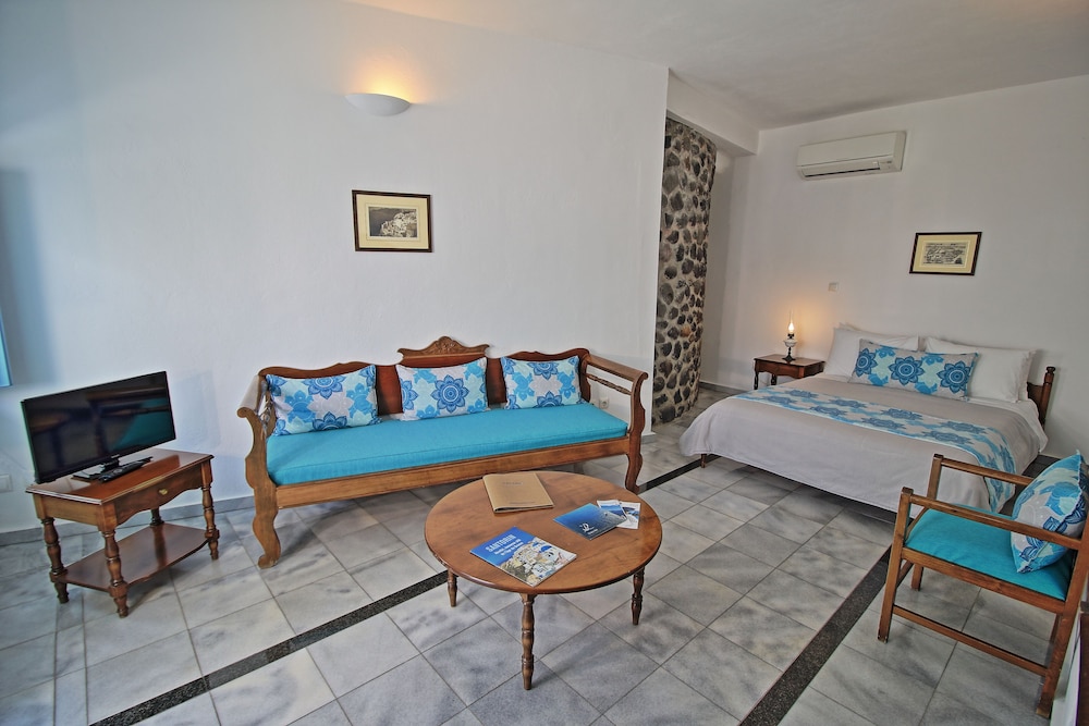 Aethrio Sunset Village Oia 50/87