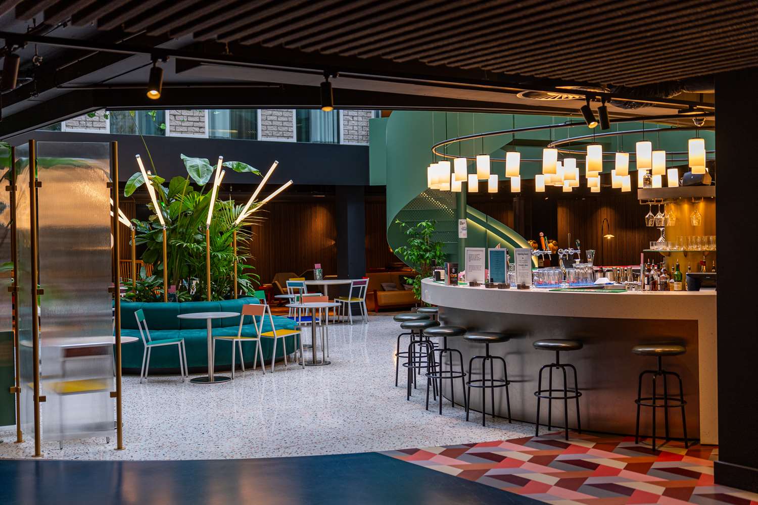 The Florian Amsterdam Schiphol Airport, WorldHotels Crafted 40/41