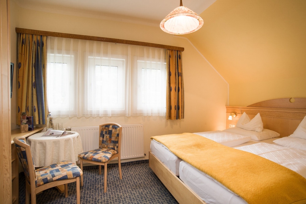 Hotel Alpenblick 8/79