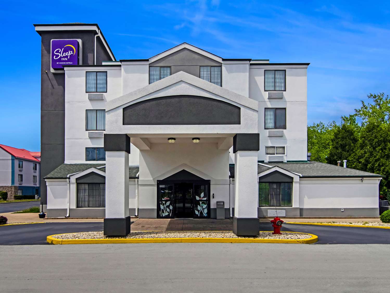 Sleep Inn near I-80 and I-94 4/27