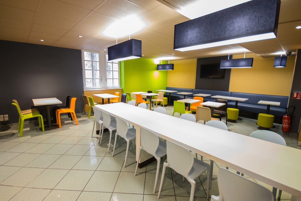Ibis Budget Marseille Vieux Port 52/67