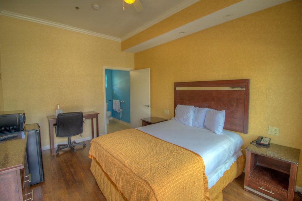 Princess Inn - Westminster / Huntington Beach 18/62