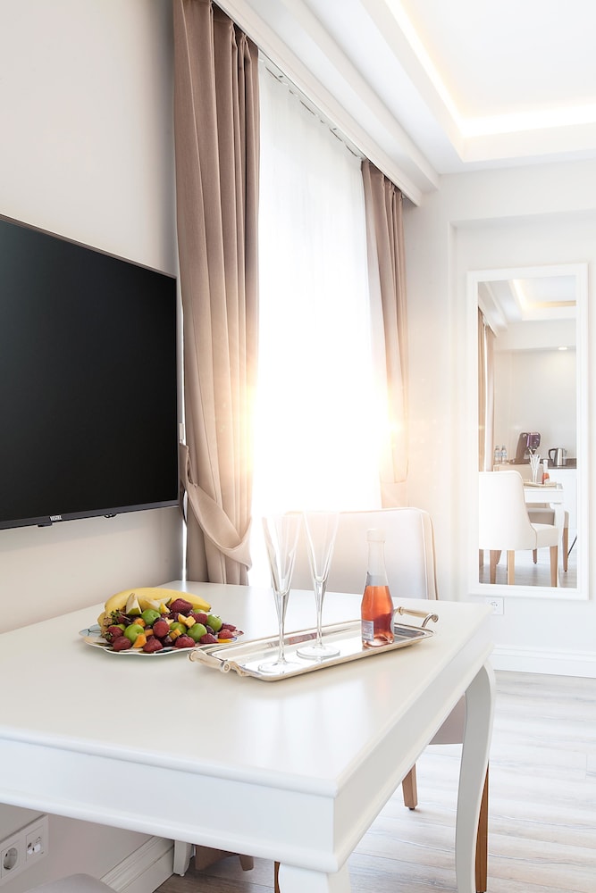Galata Grace Hotel 27/56