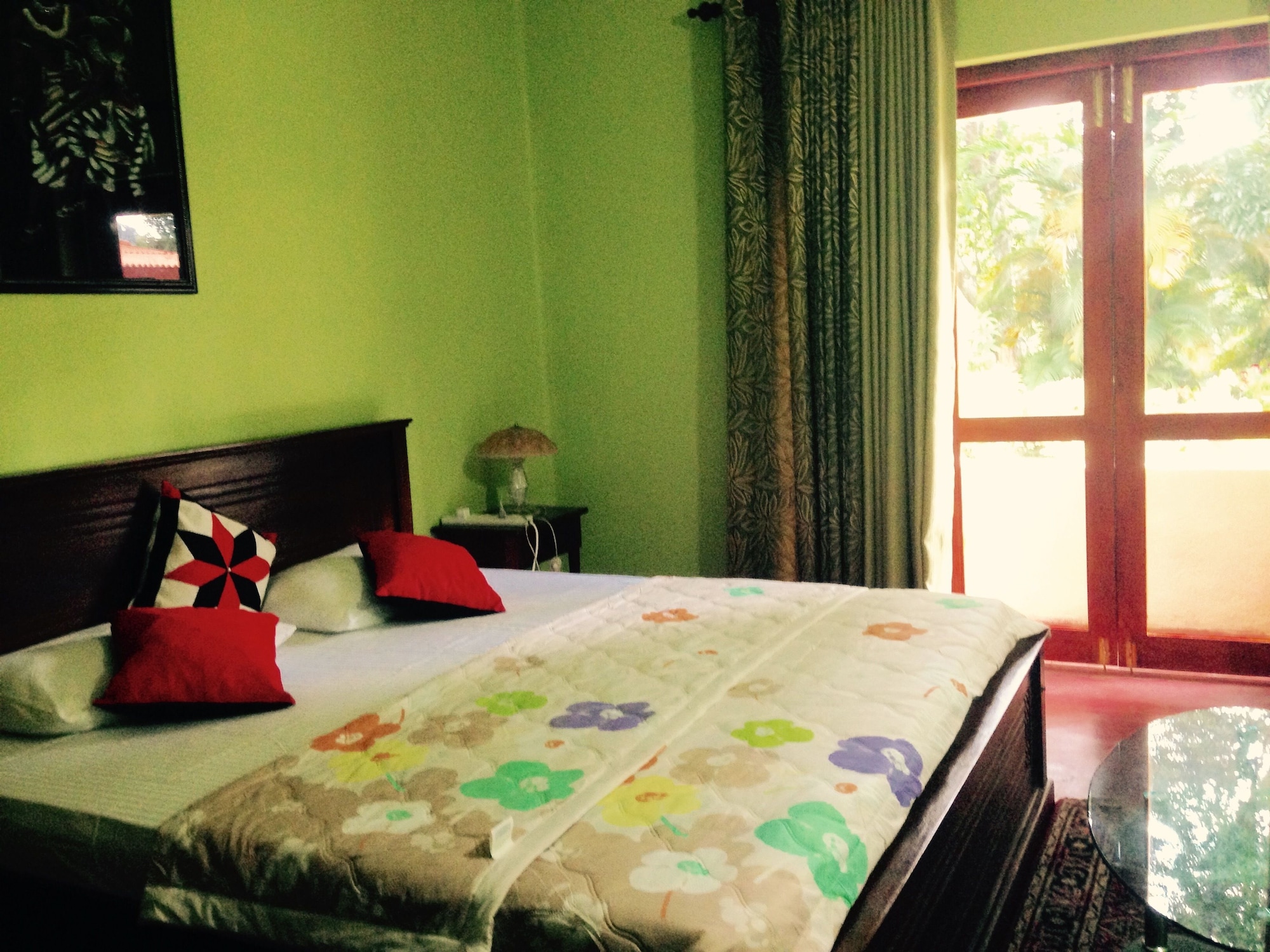 DELUXE, DOUBLE BED, GARDEN VIEW