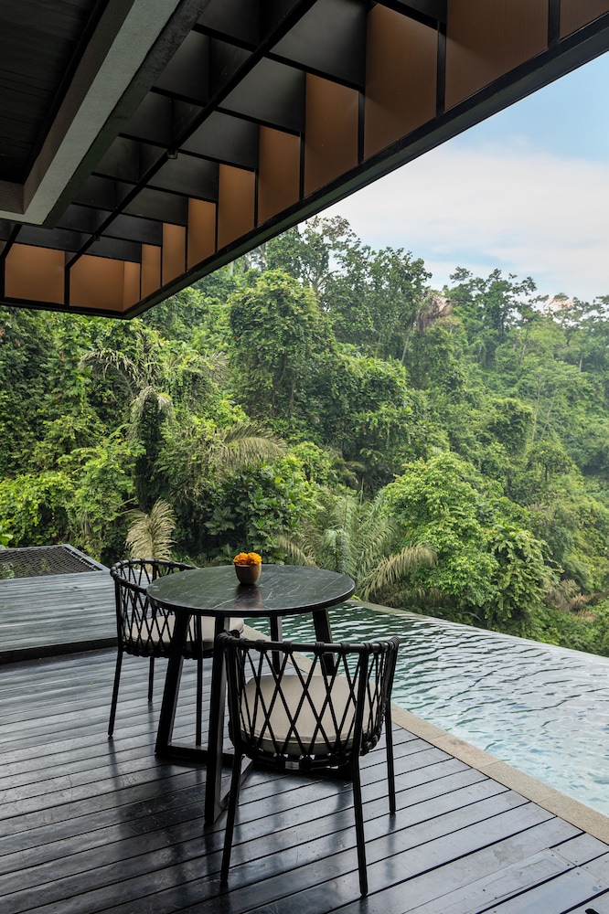 Zenubud Villa 35/46