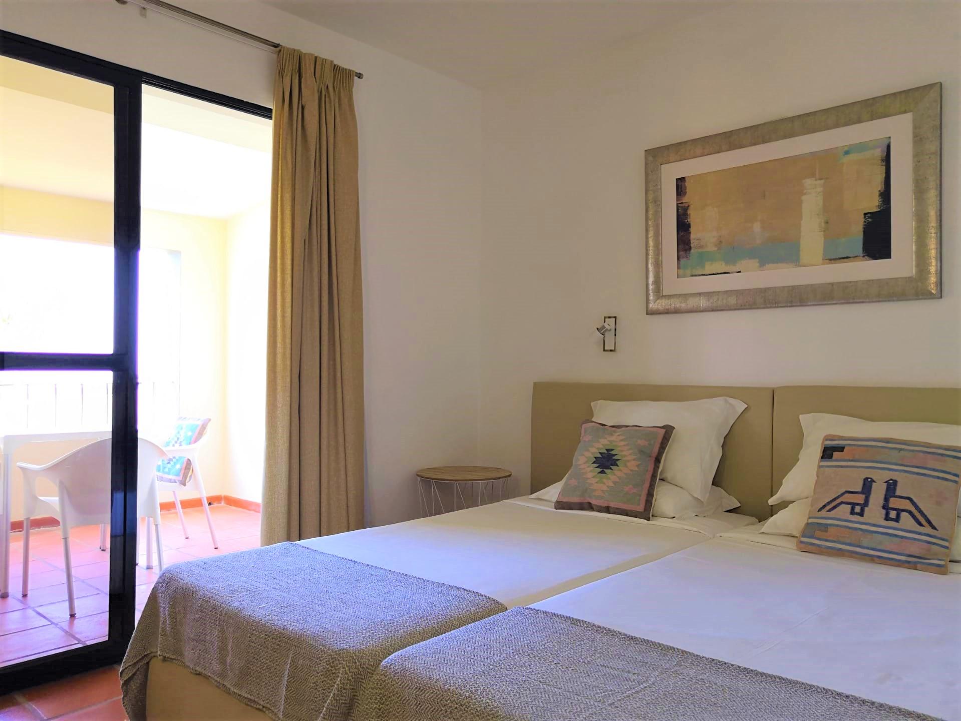 Apartment, Balcony or Terrace