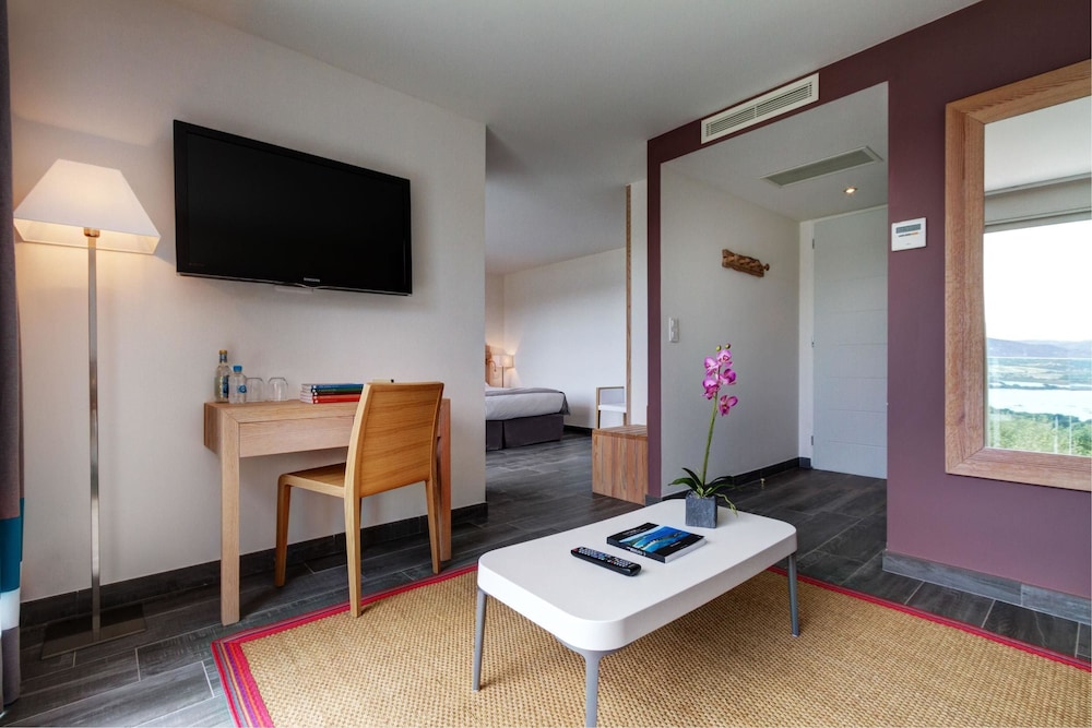 Hotel Carre Noir 34/50
