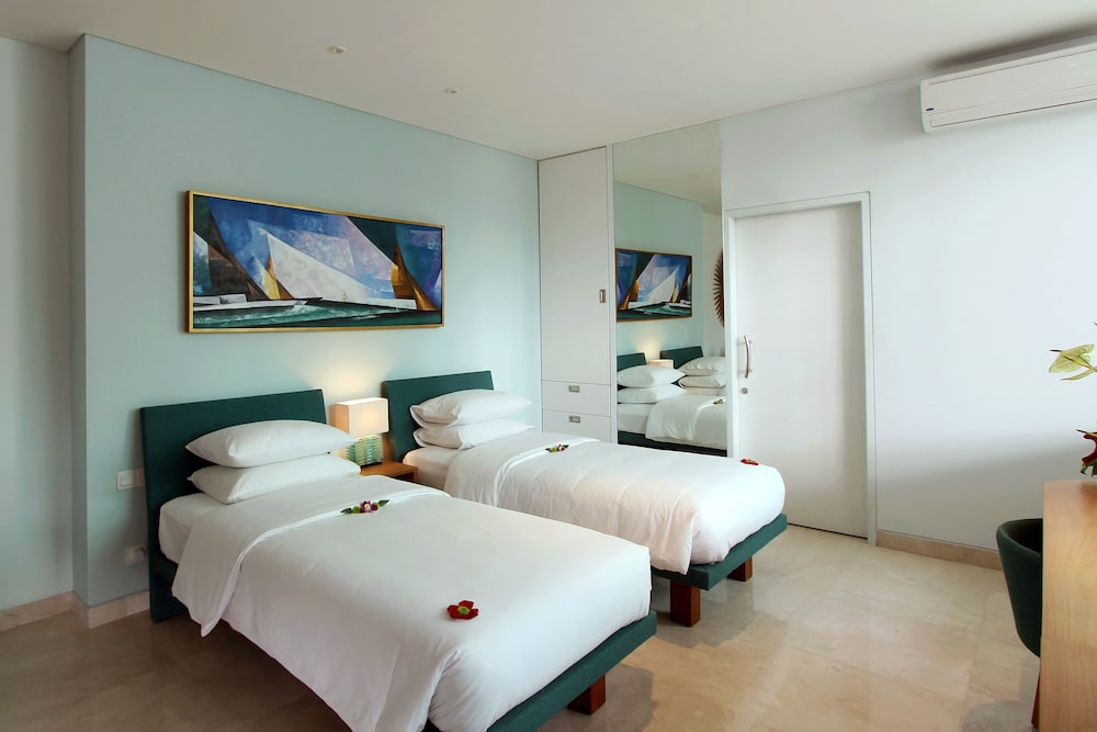 Aq Va Hotel And Villas 18/77