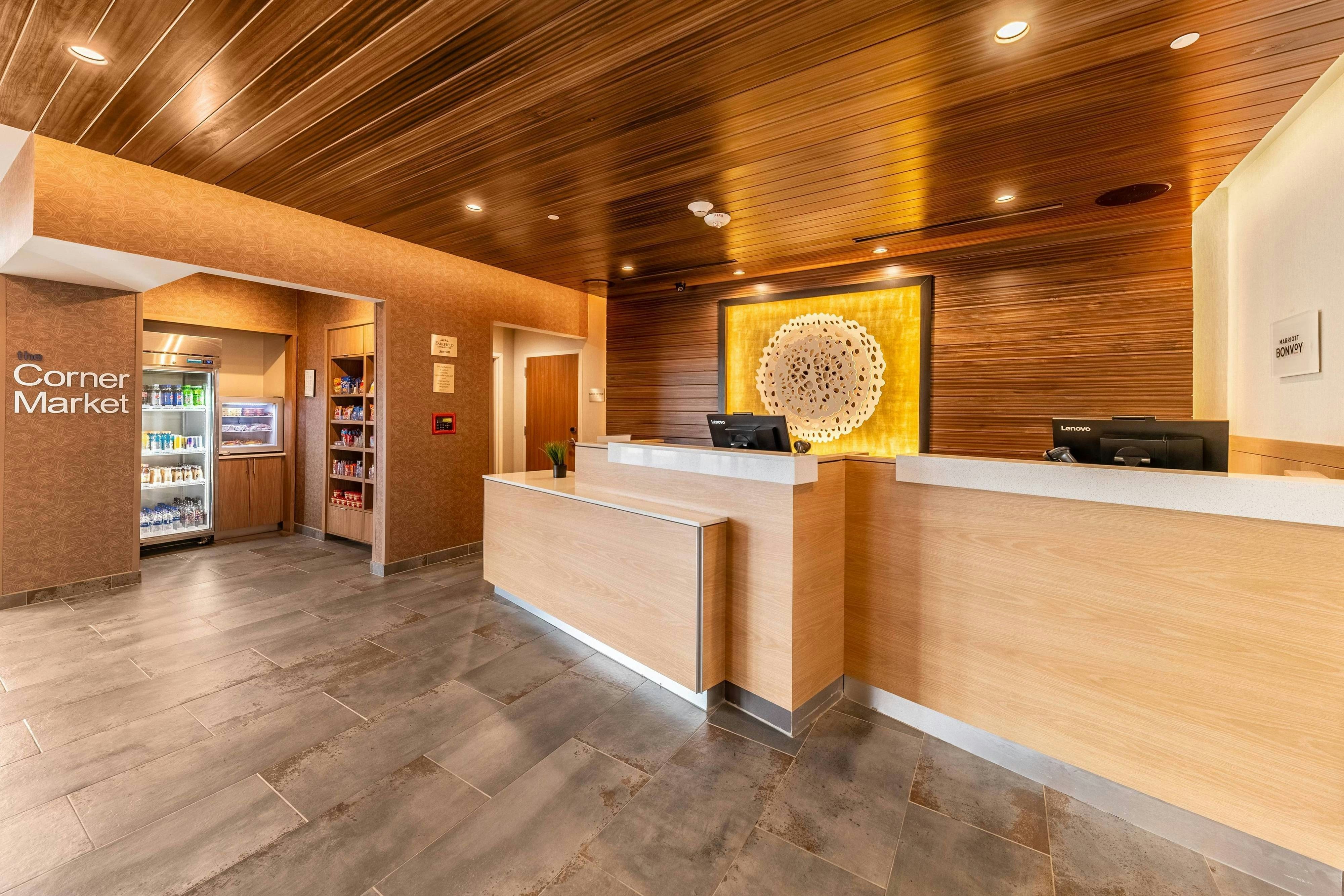 Fairfield Inn & Suites By Marriott Gainesville I-35 3/39