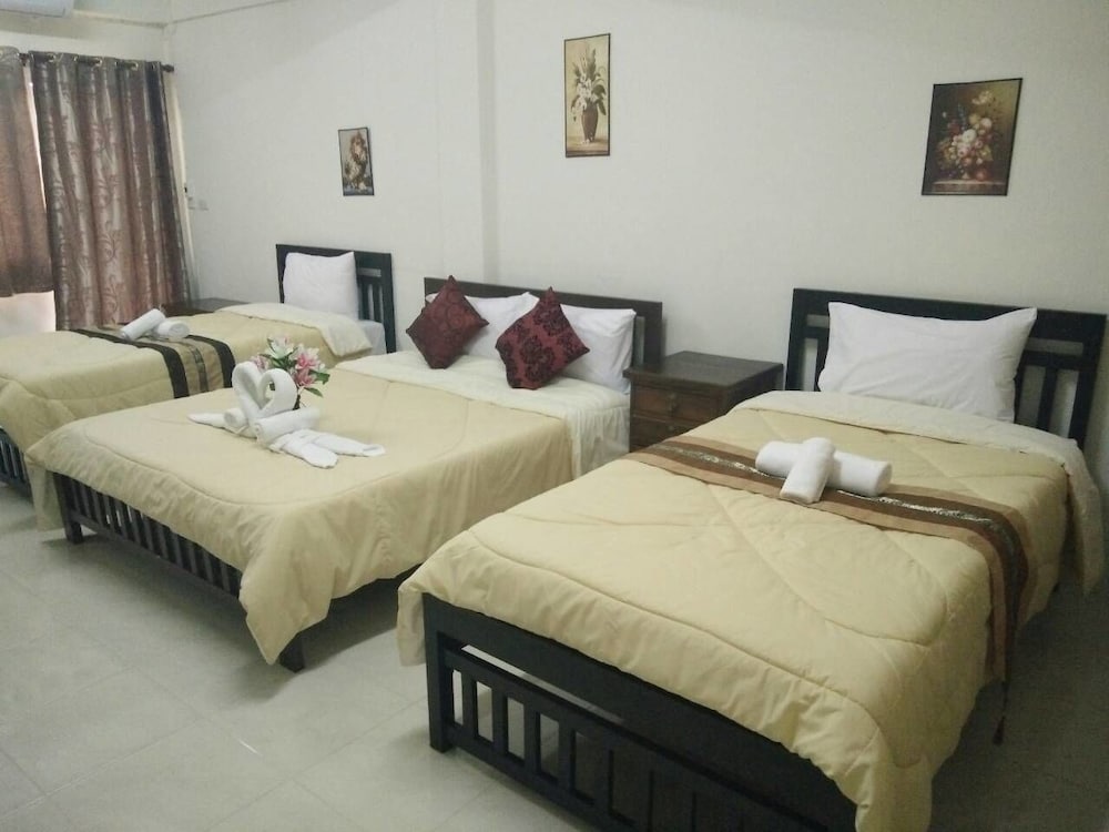 Rueangrat Hotel 20/51