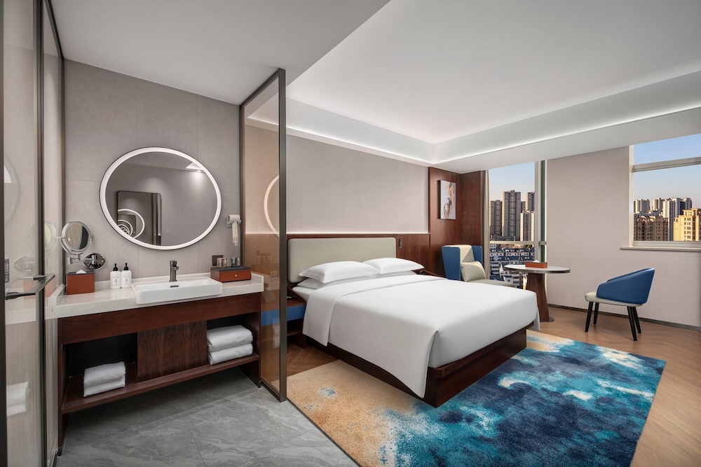 Days Hotel by Wyndham Fuyang Linquan 17/25