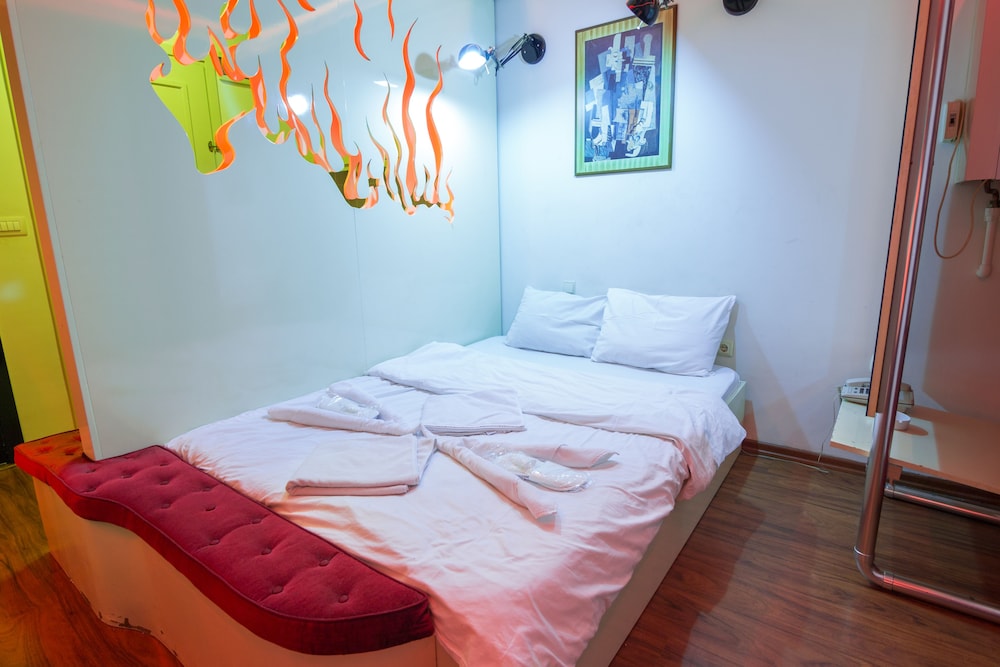 Element Suites 40/65