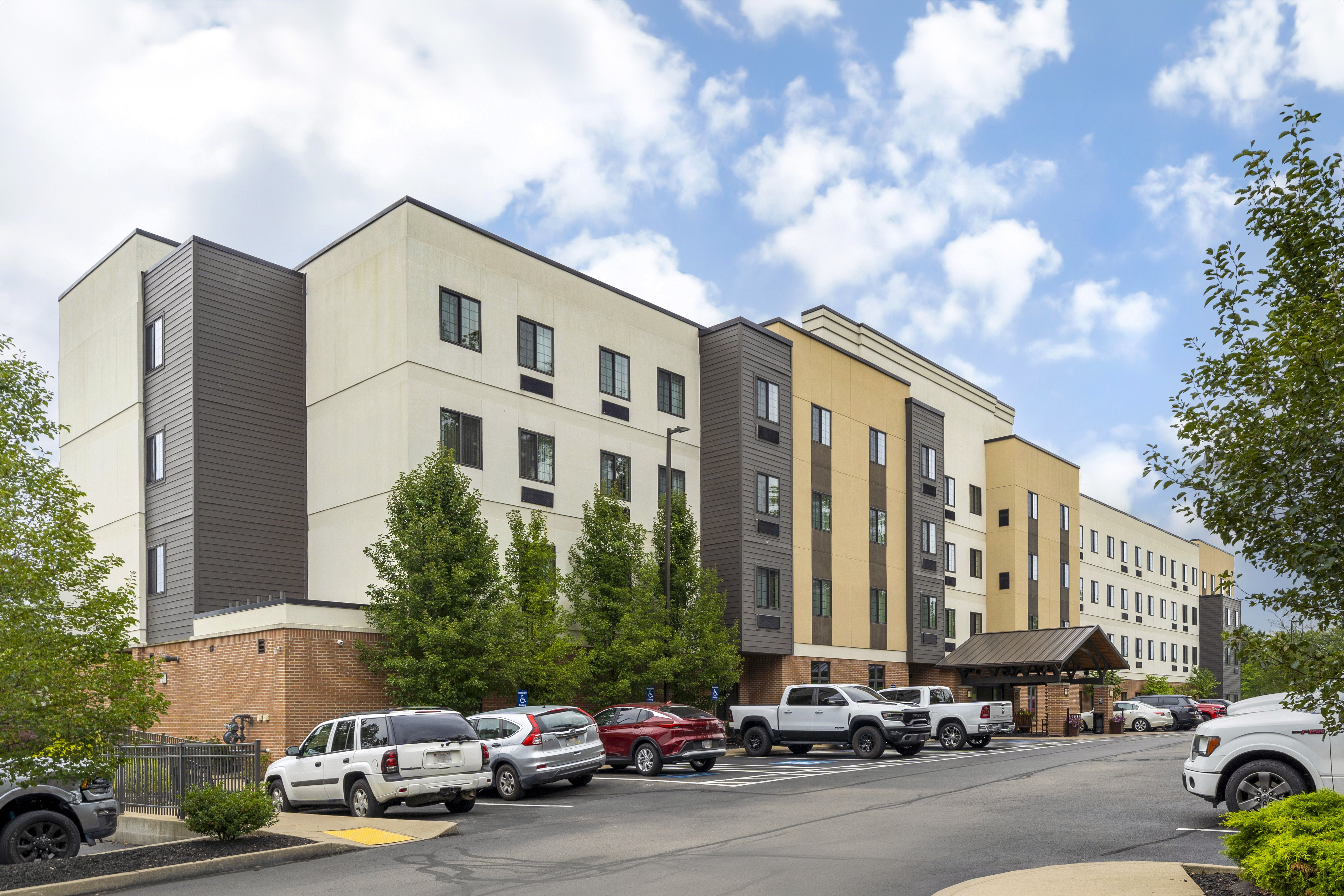 STAYBRIDGE SUITES PITTSBURGH-CRANBERRY TOWNSHIP 35/36