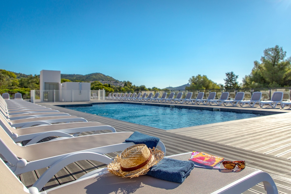 Belambra Hotels And Resorts Les Chenes Verts 42/64