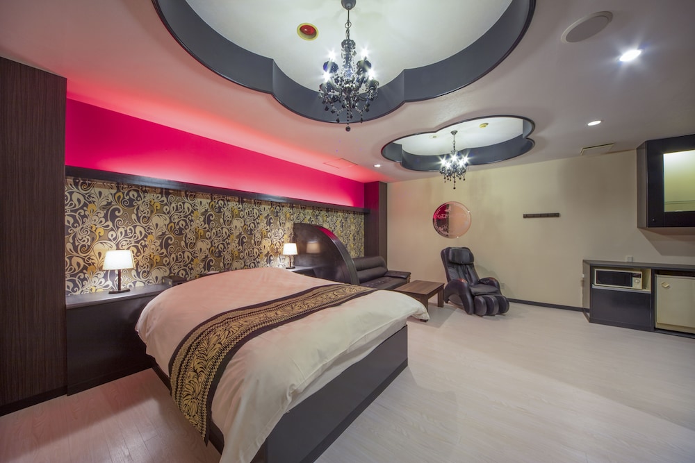 STANDARD, DOUBLE BED