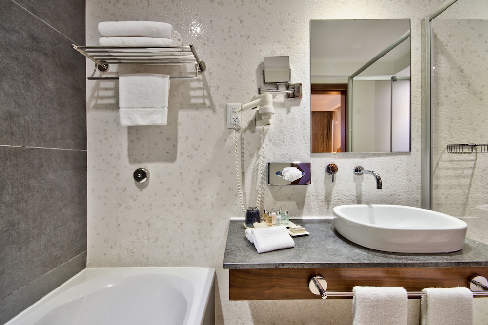 The George Urban Boutique Hotel St Julians 26/78