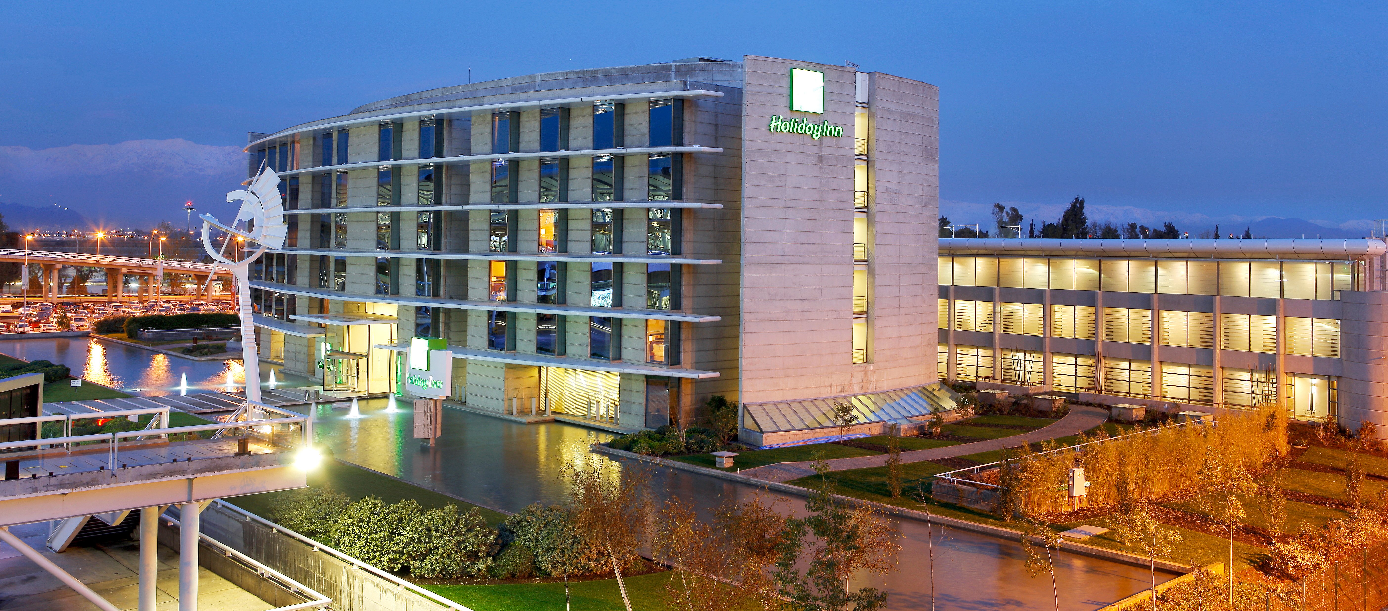 Holiday Inn Santiago Airport 2/75