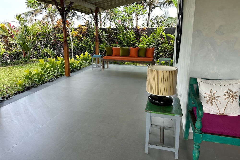 Devi's Place 41/50