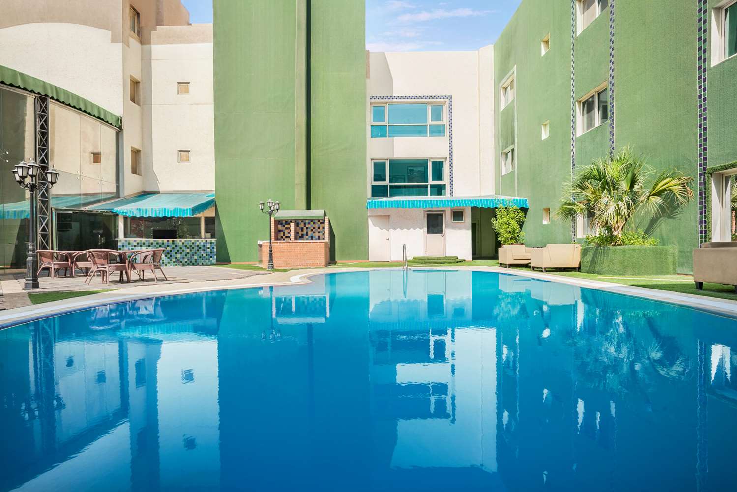 EASTYARD Dammam – Hotel 6/35