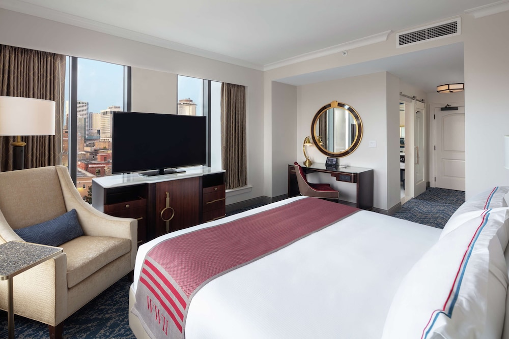 The Higgins Hotel New Orleans, Curio Collection by Hilton 18/77
