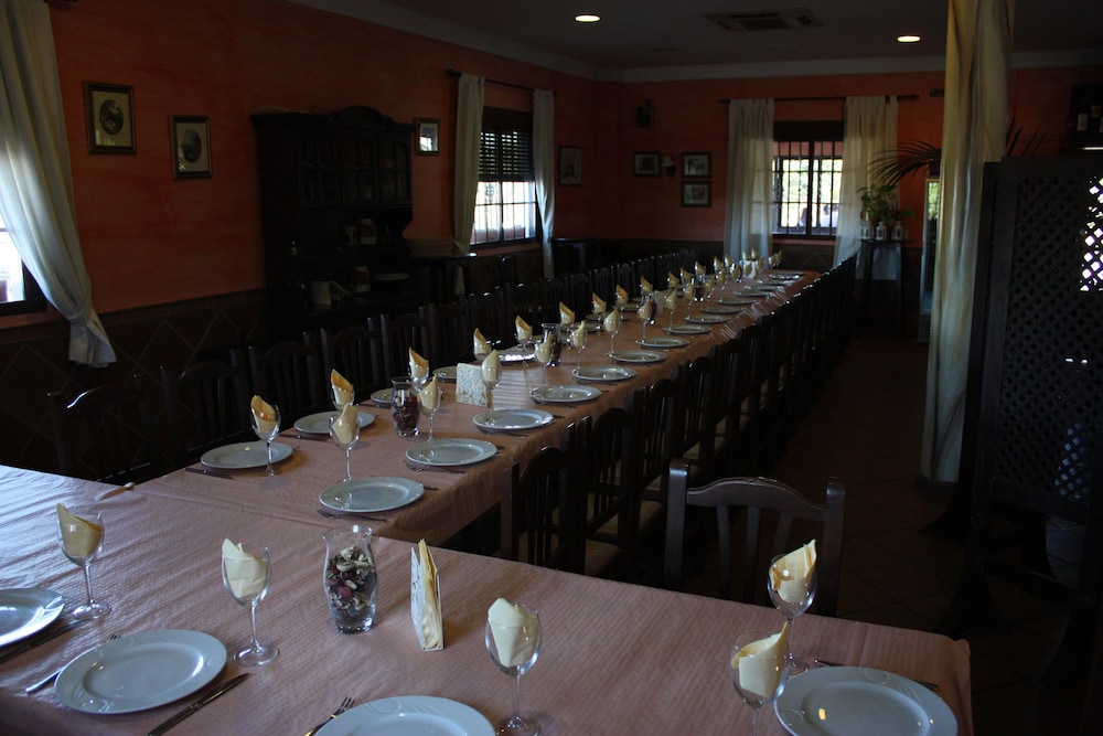 Hotel Restaurante La Plata 45/60