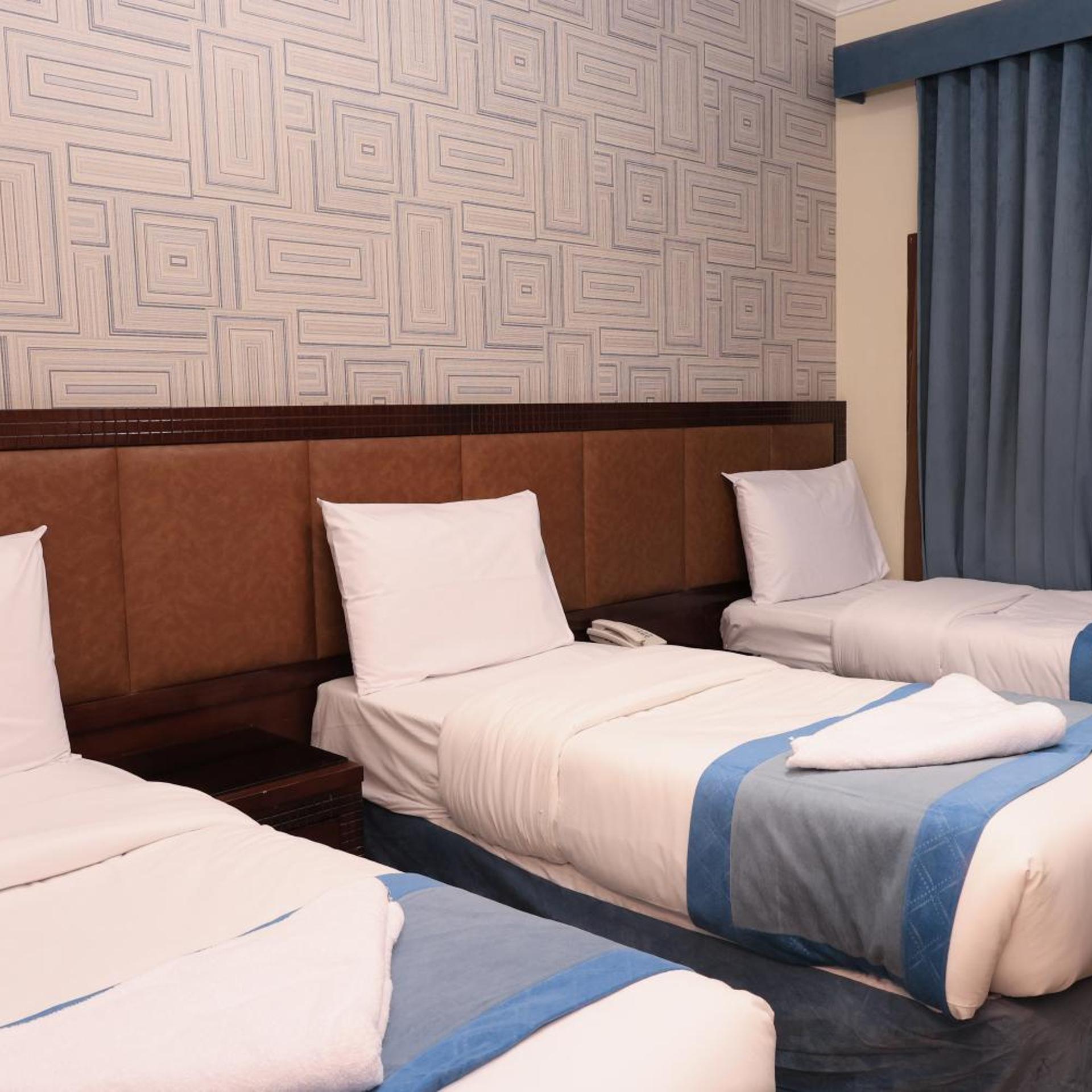 Anwar Al-Zahra Hotel 21/30
