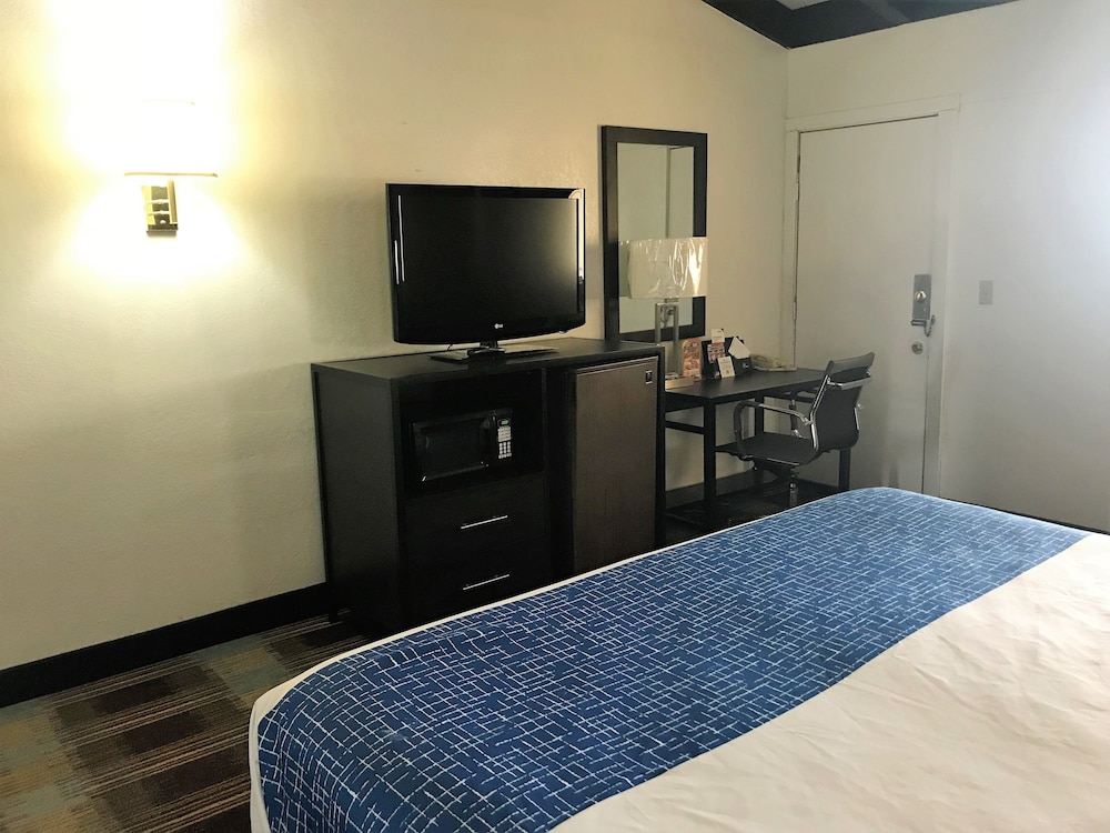 Travelodge By Wyndham New Braunfels 11/22