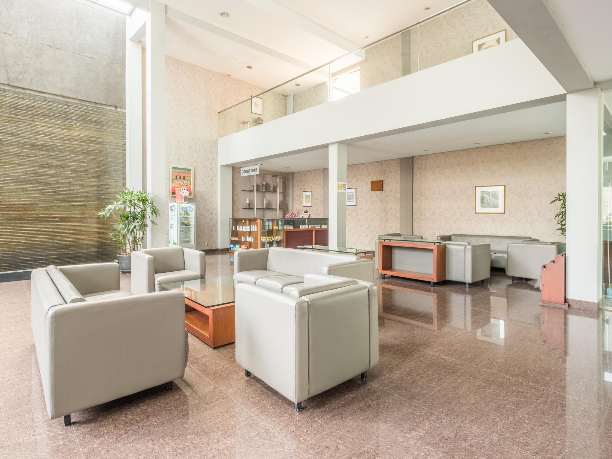 Capital O 874 Hotel Nyland Pasteur 16/30