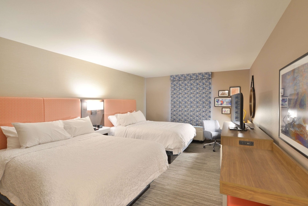 Hampton Inn & Suites Menomonie-UW Stout 18/39