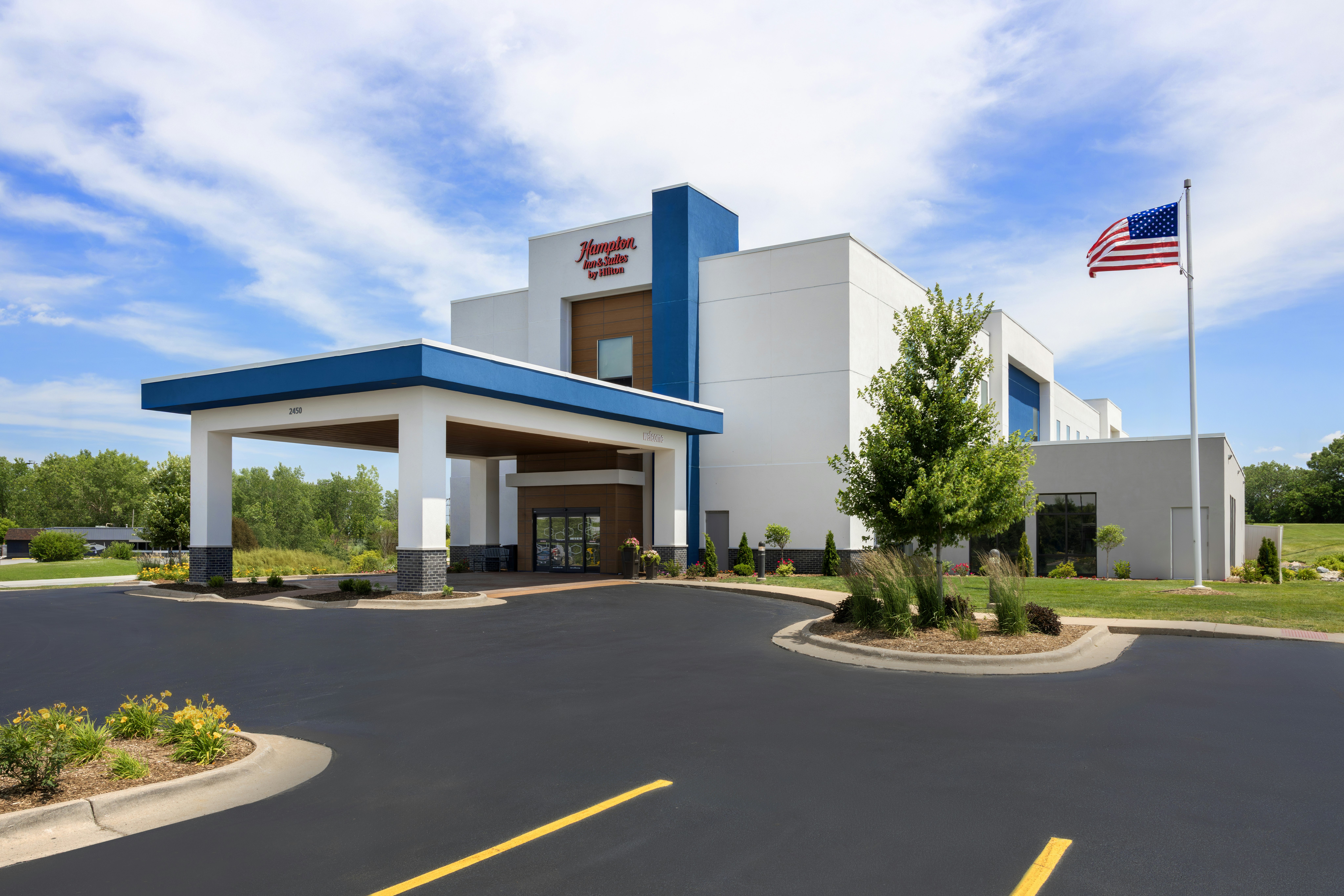 Hampton Inn & Suites Moline-Quad City International Airport 14/16
