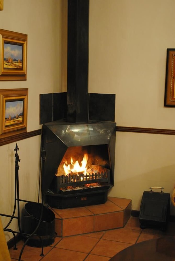 Beaufort Manor Country Lodge 32/40