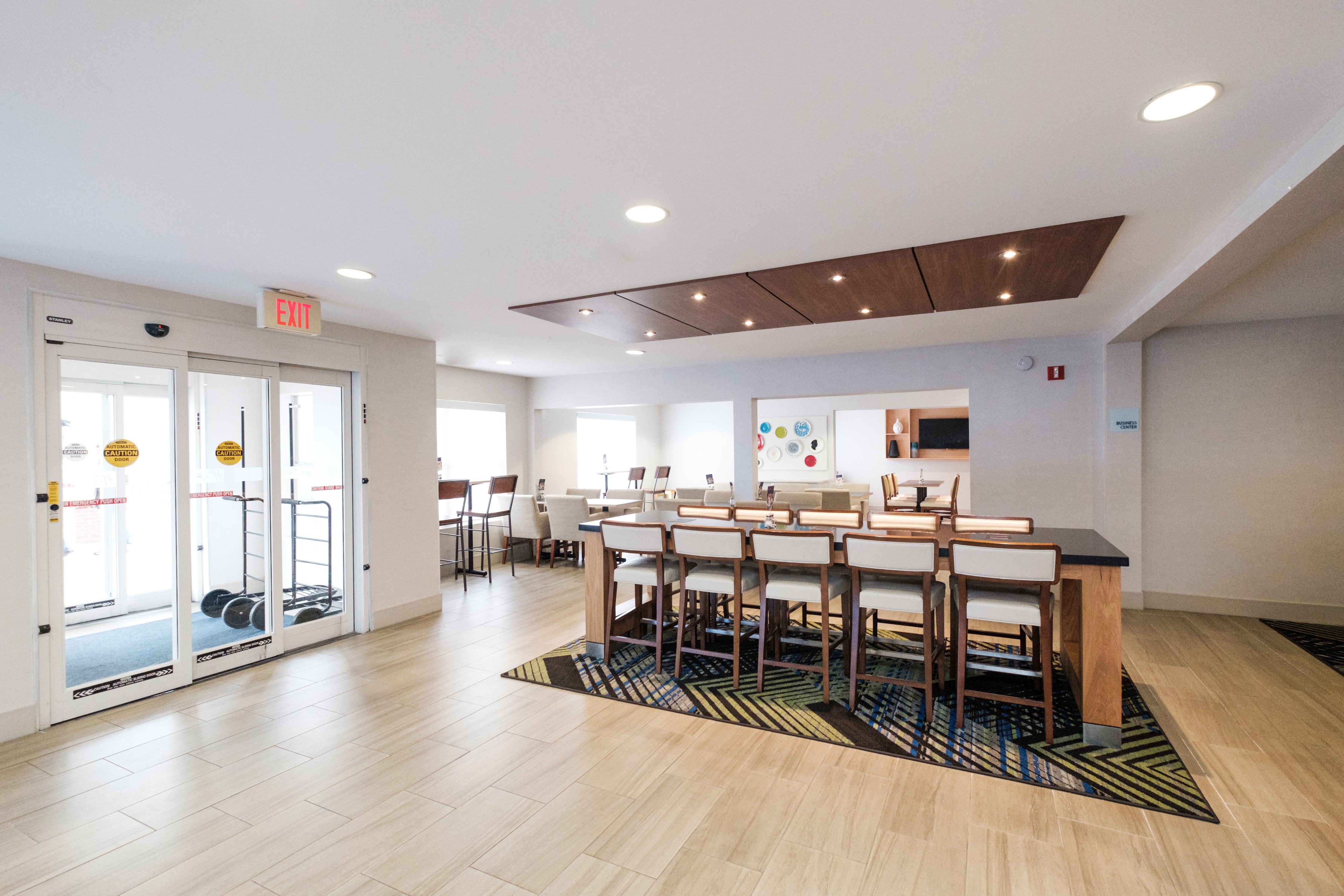Holiday Inn Express Alpharetta Roswell 42/68