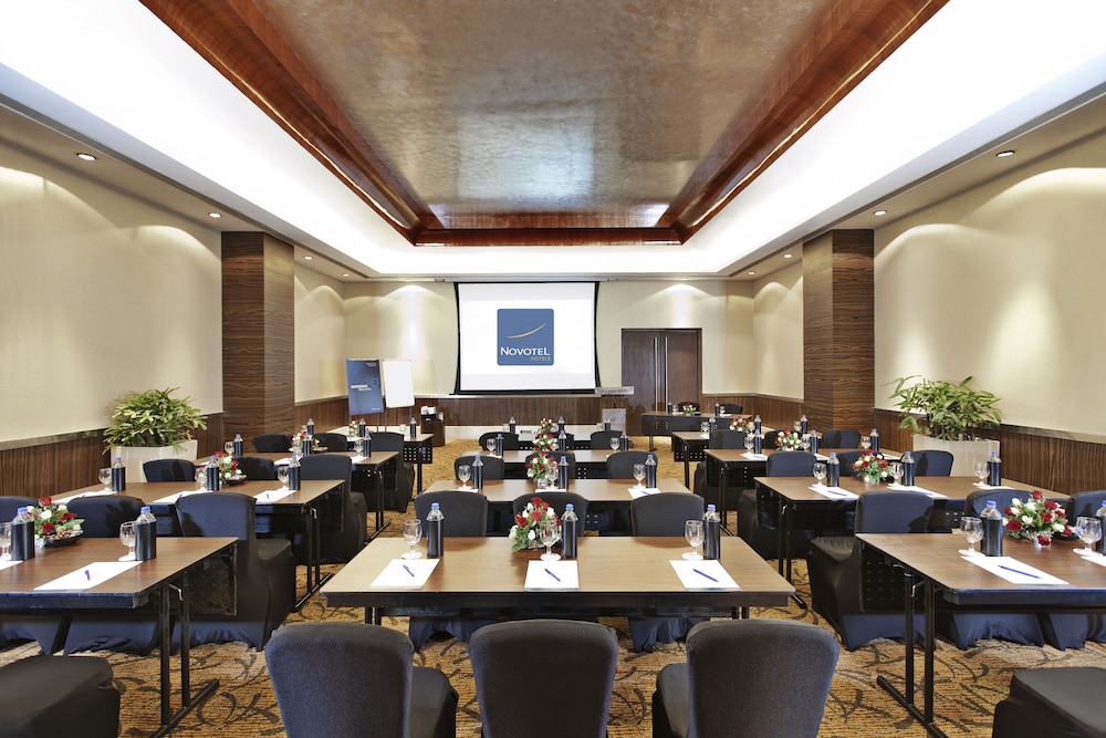 Novotel Mumbai Juhu Beach 57/69