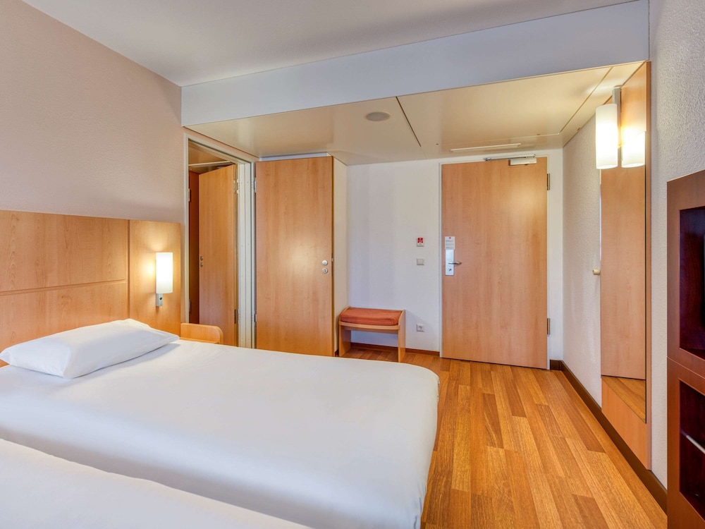 IBIS KONSTANZ 20/79