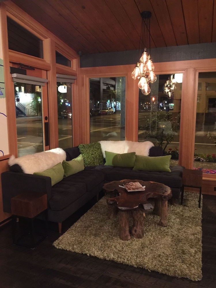 Timbers Inn 11/17